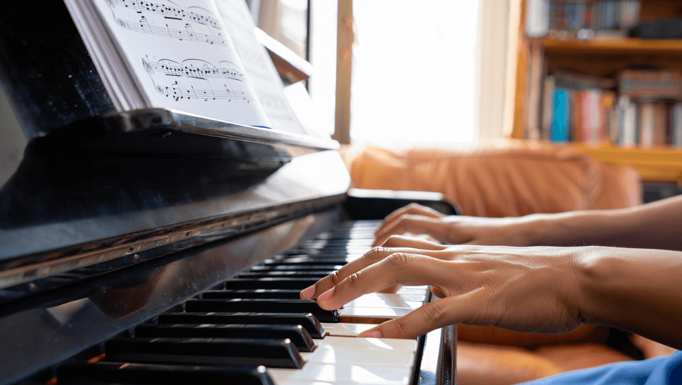 Les meilleurs exercices pour améliorer votre jeu au piano