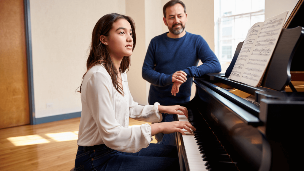 Combien coûte un cours de piano : les prix à connaître