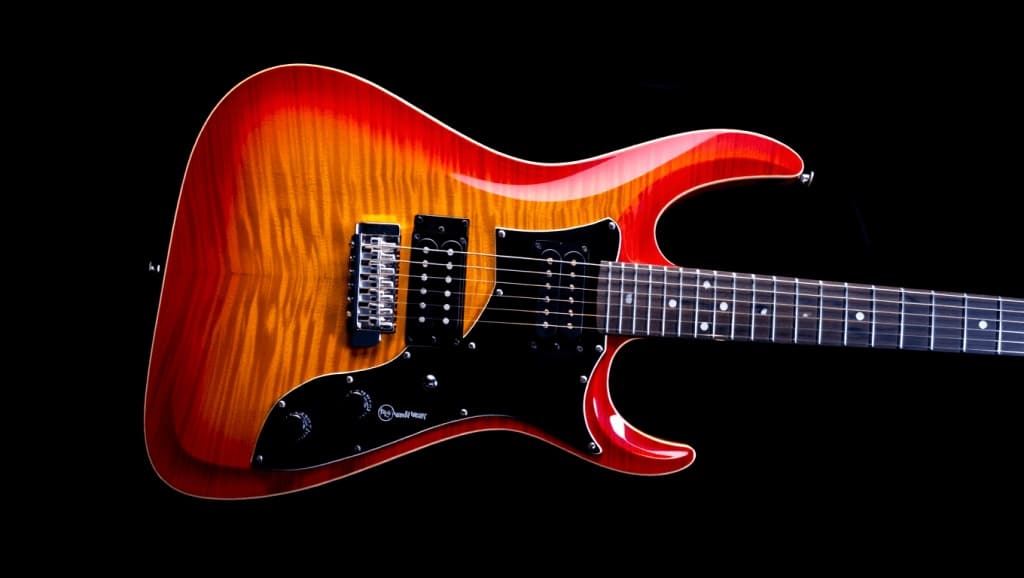 Test de la guitare électrique Harley Benton SR-Modern Carlos Asensio Signature - Le haut du panier de Harley Benton