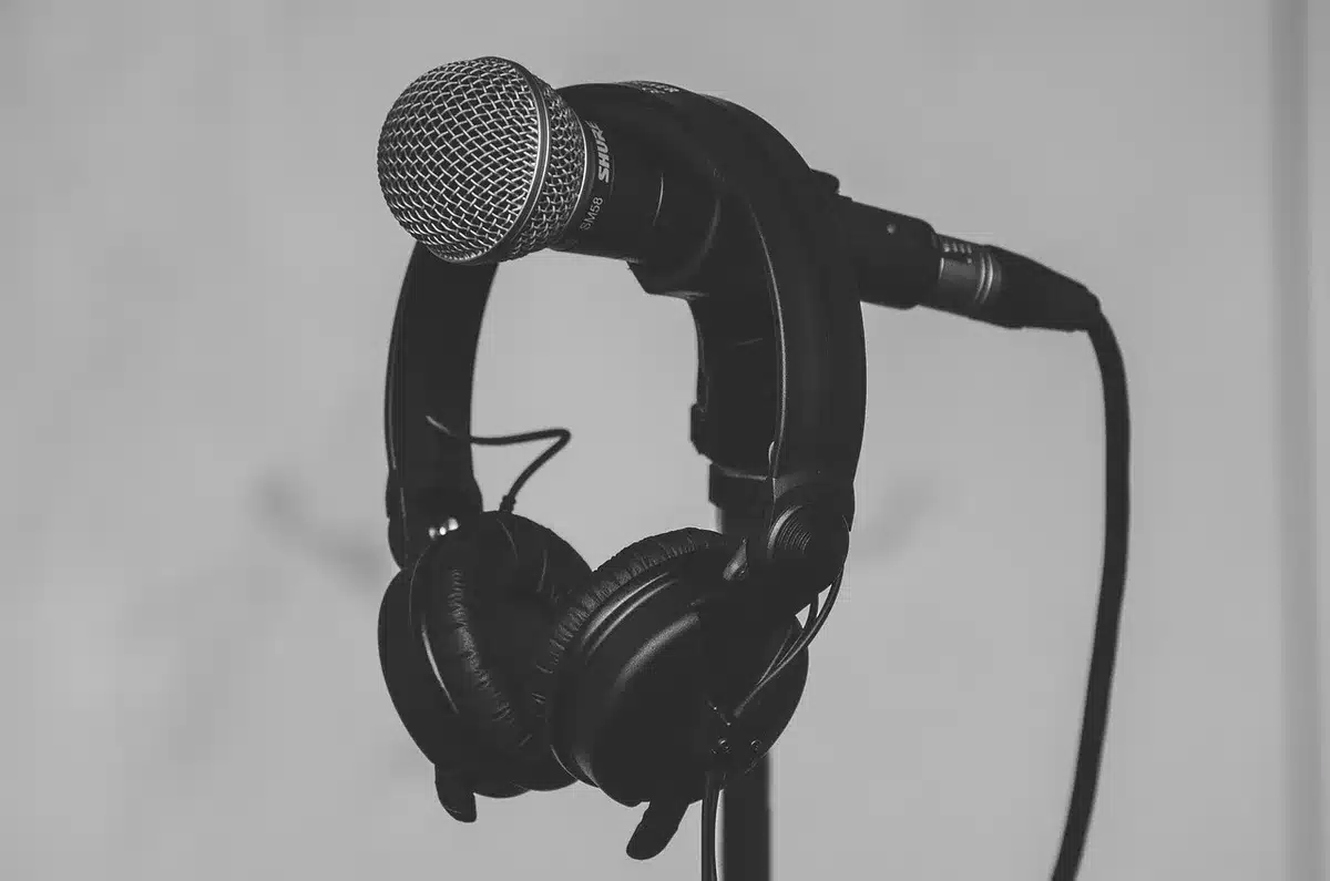 Schéma comparatif des codecs Bluetooth (SBC, aptX, LC3) et leurs latences