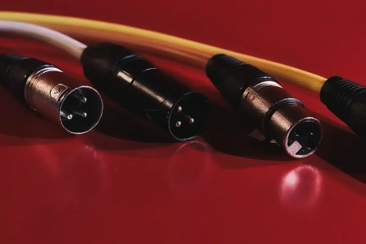Positionnement d'un micro cardioïde près d'une bouche avec support